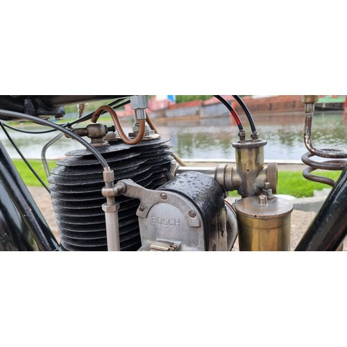 437 - 1913 Rover 3.5hp, 499 cc. Registration number DS 9837 (non-transferable). Frame number S37508. Engin... 