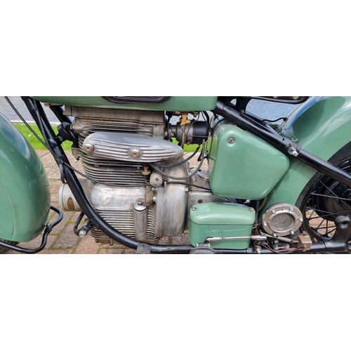 438 - 1950 Sunbeam S7 Delux, 500cc. Registration number NVS 577. Frame number S7-2924. Engine number S8-36... 