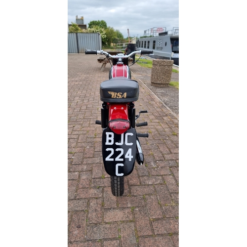 447 - 1965 BSA Bantam D7 Super, 175cc. Registration number BJC 224C. Frame number D7 45777. Engine number ... 