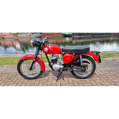 450 - 1971 BSA Bantam D7, 175cc. Registration number KWU 312J. Frame number D7 12241. Engine number XC1304... 