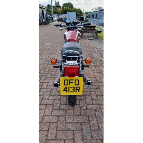 454 - 1976 Triumph T160V Trident, 736cc. Registration number OFO 413R. Frame number EK03925. Engine number... 