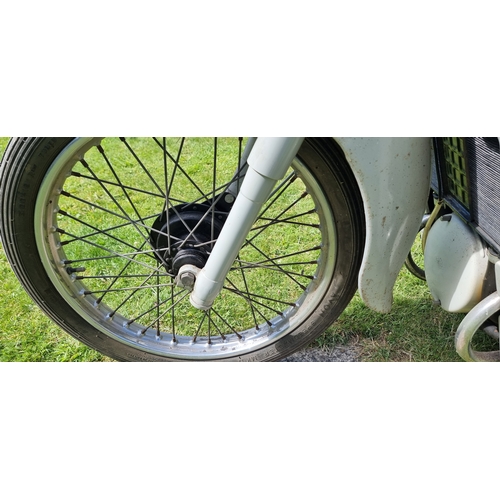 418 - 1953 Velocette LE, 192cc. Registration number CXG 877. Frame number 18391. Engine number 200/20556.
... 