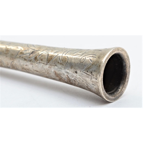 A silver cigarette holder, stamped SILVER 950, 12.5cm, 8.7gm