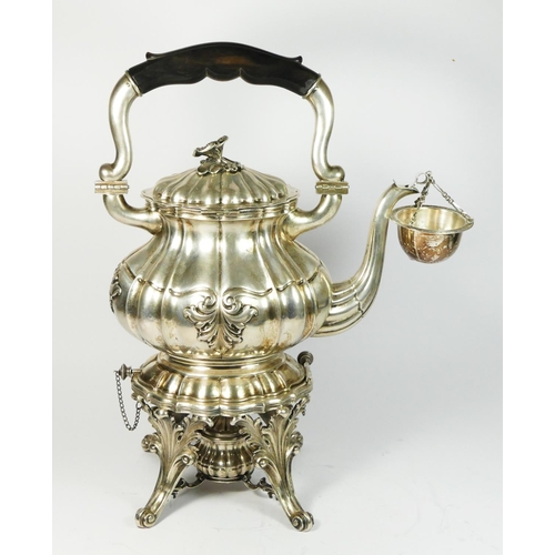 19 - An Italian .800 standard silver kettle on stand, bearing control marks, fascio lozenge, 800 and a li... 