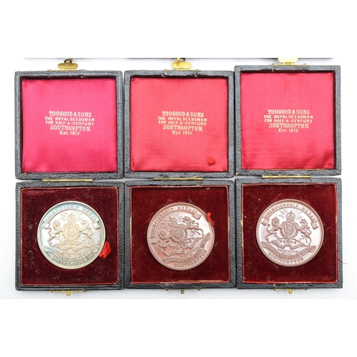 35 - Two silver agricultural Championship Medals, presented by Toogood & Sons, Southampton, 30gm, 44m, ca... 