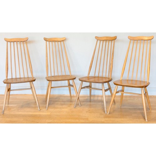 579 - Ercol, a set of four beech and elm model 369 Goldsmith Windsor dining chairs, c.1960's, (4) Seat hei... 