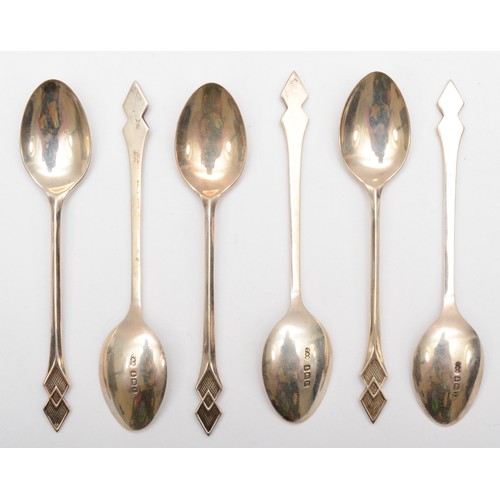 1 - A silver set of coffee spoons, Birmingham 1935, 40gm