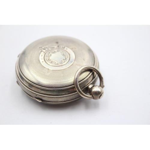 85 - A silver key wind open face pocket watch, Chester 1900, 50mm