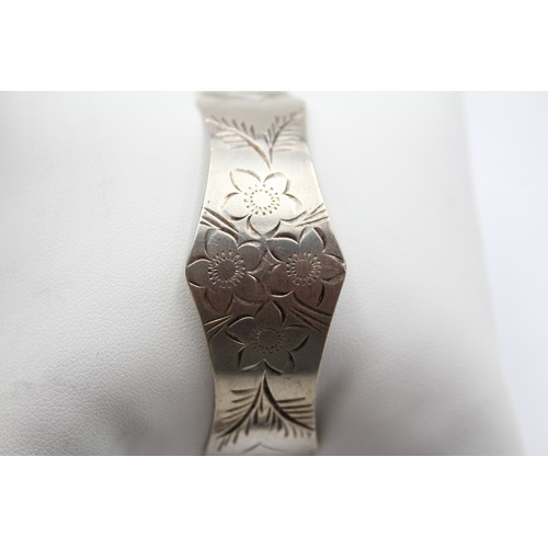 167 - A silver hinged bangle, Birmingham 1971, 36gm