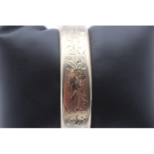 186 - A silver gilt hinged bangle, Birmingham 1970, 30gm