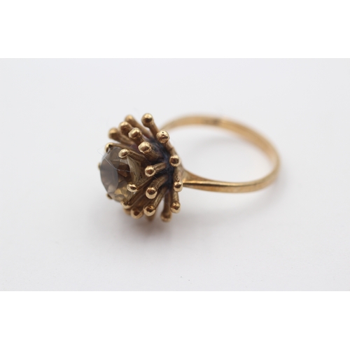 292 - A vintage 9ct gold smokey quartz dress ring, with star burst rays, N 1/2, 5.4gm