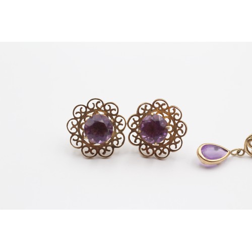 331 - Two pairs of 9ct gold and amethyst earrings, 3.3gm