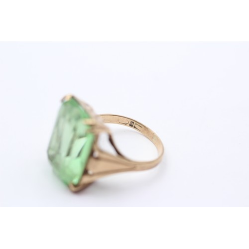 379 - A vintage 9ct gold and green paste dress ring, 18 x 13mm, O, 5.8gm