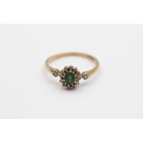 408 - A 9ct gold emerald and diamond cluster ring, R, 2.1gm