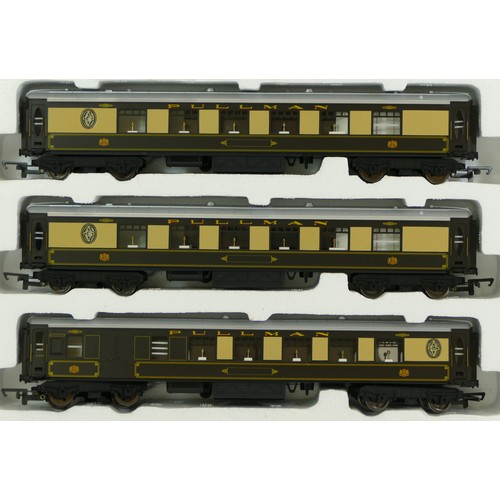 16 - Hornby, 00 gauge, train set 'The Mallard Passenger' R1103, boxed, appears unused.