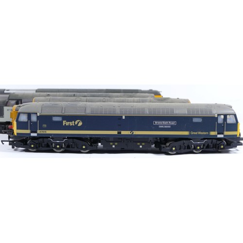 18 - Hornby & Lima, OO gauge, a collection of 4 locomotives, unboxed to include a National Rail 37063, a ... 