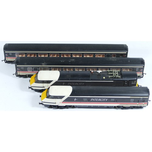 24 - Hornby, OO gauge, collection of 1x locomotive with 3x carriages, Intercity (4)