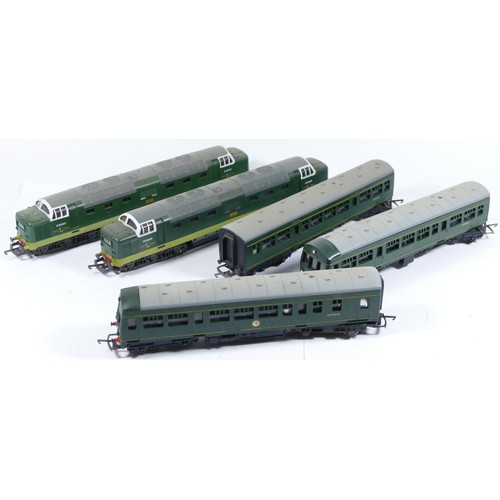 27 - Lima & Triang, OO gauge, a collection of 2x Lima British Railways locomotives D9003, 1x Triang Briti... 