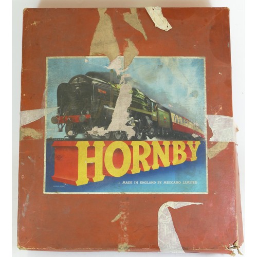 104 - Hornby, O Gauge, clockwork Hornby Train goods set No.55