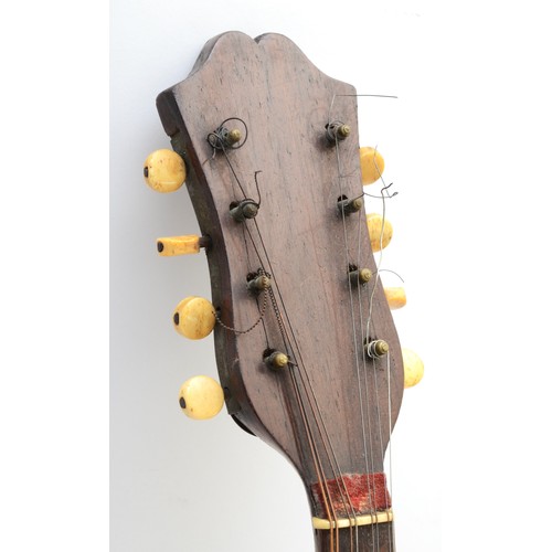 An early 20th century cased mandolin, maker F.DE. Mureda of Napoli