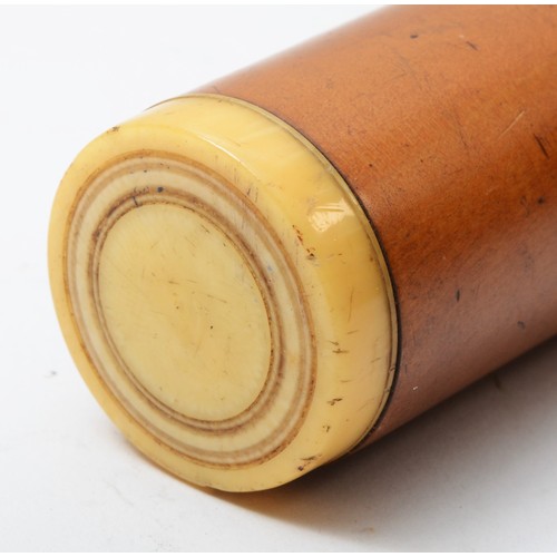 416 - Willis & Goodlad, an early 19th century boxwood and ivory four section eight key or 