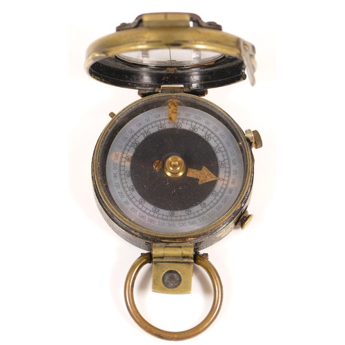 497 - WWI , a British Army brass compass, by F-L, dated 1918.