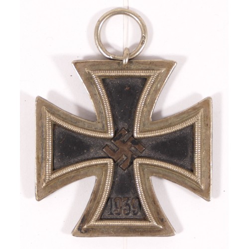 552 - WWII Germany Iron Cross 2nd Class with ring stamp