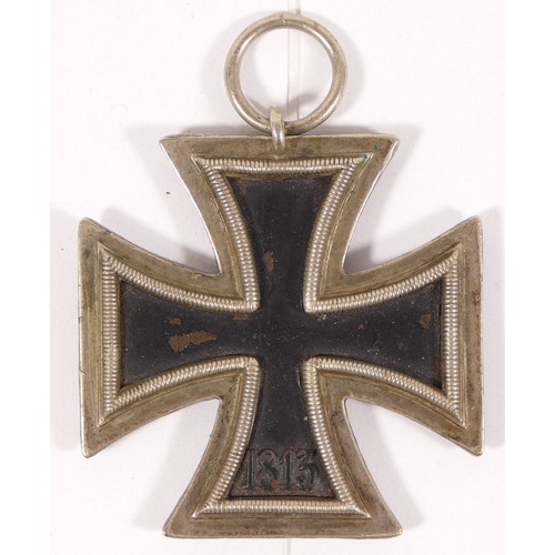 552 - WWII Germany Iron Cross 2nd Class with ring stamp