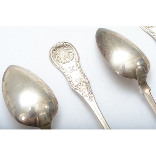 6 - A Scottish William IV set of five single struck Kings pattern variant tea spoons, Glasgow 1833, mono... 