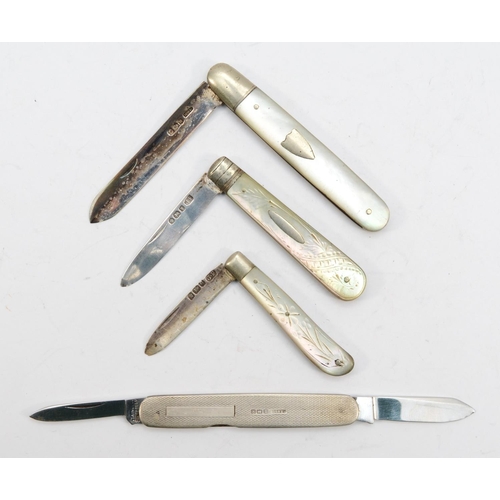 63 - Three silver mother of pearl handled fruit knifes,  Sheffield 1921,  Sheffield 1891, Sheffield 1908,... 