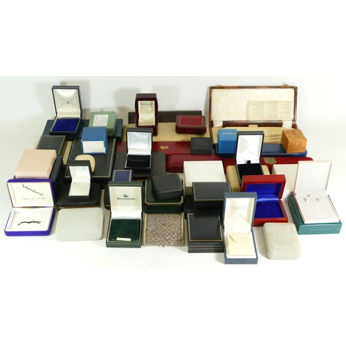 104 - Various mixed jewellery boxes.