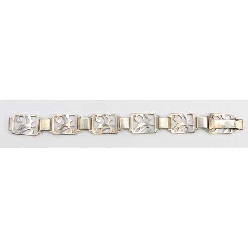 253 - C. Brumberg Hanson, a .830 silver paneled bracelet with deer, length 19cm, 21gm.