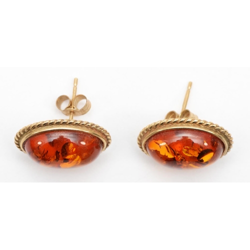 337 - A 9ct gold pair of Baltic amber earrings, 18 x 15 mm, 3.3gm