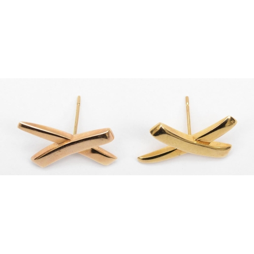 338 - A 9ct gold pair of abstract cross earrings, 2.5 x 1.5 cm,3.7gm