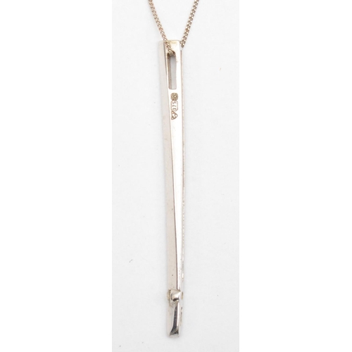 371 - A 9ct white gold diamond bar pendant, 35mm, on 375 chain, 44cm, 1.5gm.