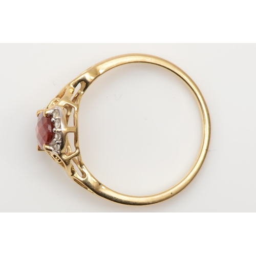 532 - A 9ct gold tourmaline and white gemstone ring, N 1/2, 2gm