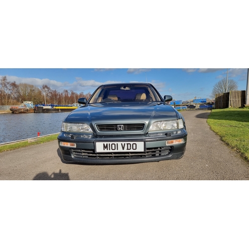 403 - 1994 Honda Legend automatic, 3,206cc. Registration number M101 VDO. Chassis number JHMKA76500C300977... 