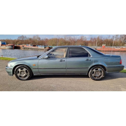 403 - 1994 Honda Legend automatic, 3,206cc. Registration number M101 VDO. Chassis number JHMKA76500C300977... 