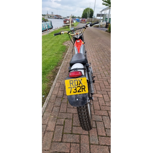 546 - 1976 Honda TL 125, 122cc. Registration number RDX 732R. Frame number TL125 1210963. Engine number TL... 