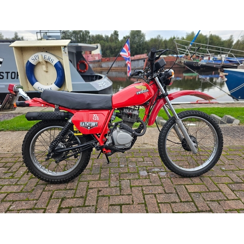 548 - 1982 Honda TL125, 123cc. Registration number ARH 495X. Frame number L125S 5222210. Engine number L12... 