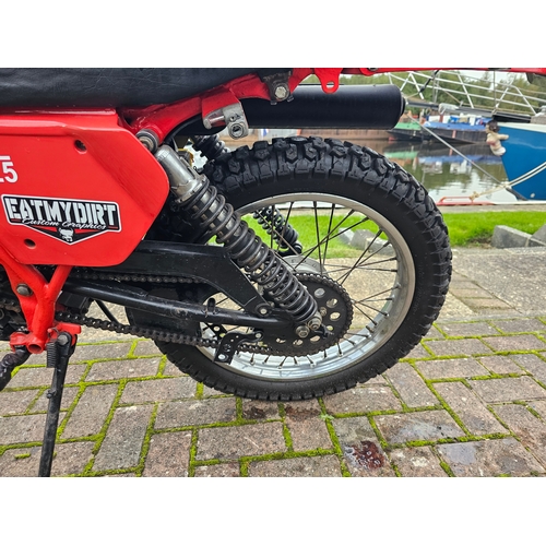 548 - 1982 Honda TL125, 123cc. Registration number ARH 495X. Frame number L125S 5222210. Engine number L12... 