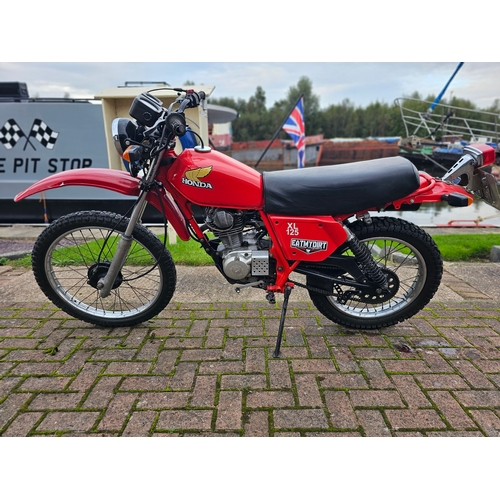 548 - 1982 Honda TL125, 123cc. Registration number ARH 495X. Frame number L125S 5222210. Engine number L12... 