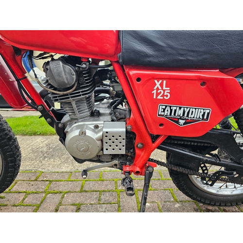 548 - 1982 Honda TL125, 123cc. Registration number ARH 495X. Frame number L125S 5222210. Engine number L12... 