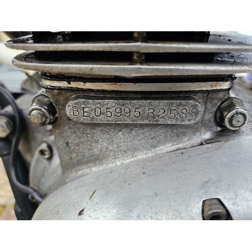 554 - 1960 BSA B25SS, 250cc. Registration number AOA 183A. Frame number painted over. Engine number BE0599... 