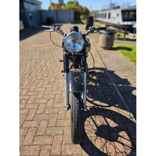 566 - 1941 Matchless G3L, 350cc. Registration number WFO 420 (non transferrable). Frame number 5, the V5C ... 