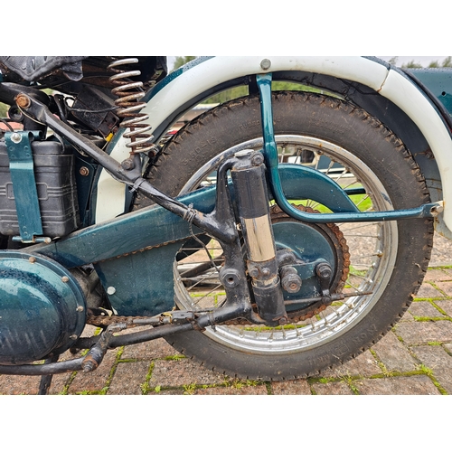 567 - 1960 BSA M33, 499cc. Registration number 971 UXS (non transferrable). Frame number BM20S 12131. Engi... 