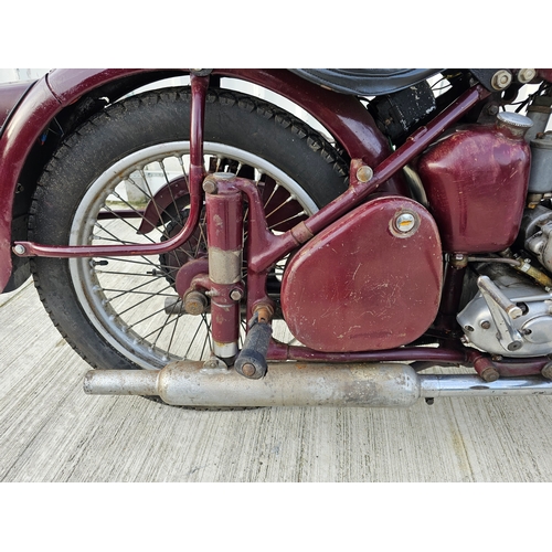 574 - 1954 BSA A7, 500cc. Registration number RSK 198 (non transferrable). Frame number GA7 512971. Engine... 