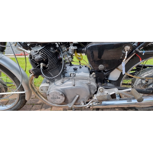 581 - 1967 Honda CB77, 305cc. Registration number RWF 343E. Frame number CB77 104204. Engine number CB77E ... 