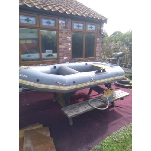 275 - Avon Redcrest inflatable dinghy, with Seagull outboard engine and oars