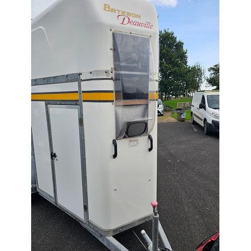 277 - A Bateson Deauville horse trailer, 2300kg weight limit, with composite floor, very little use and ba... 